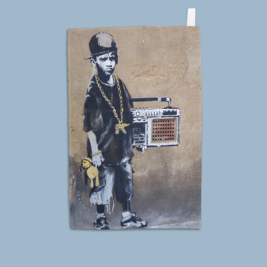 Graffiti art - Gold chains Tea Towel