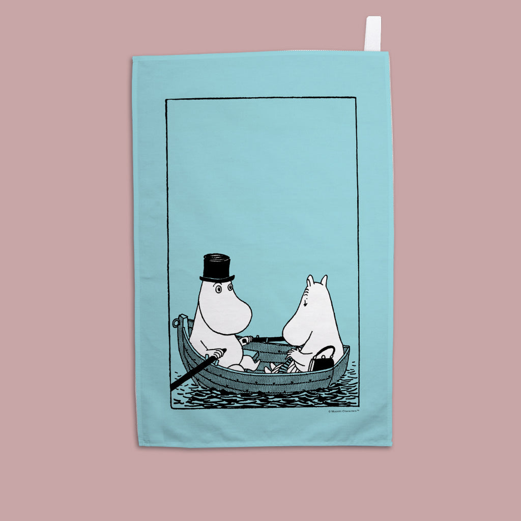 Moomin - momminpapa and moomintroll Tea Towel