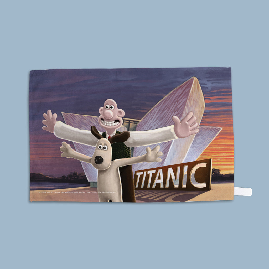 Wallace and Gromit Visit the Titanic Museum in Belfast Tea Towel