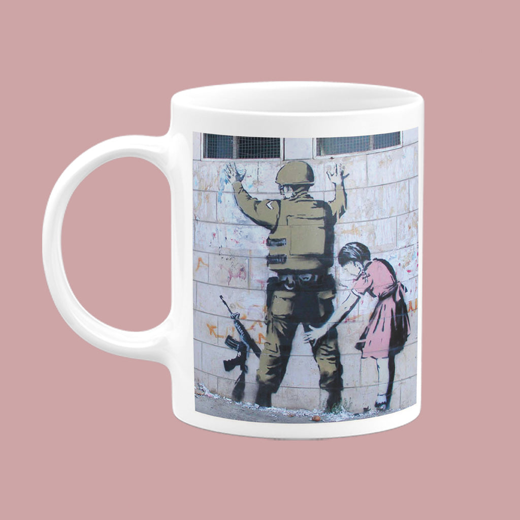 Graffiti art - Pat down Mug